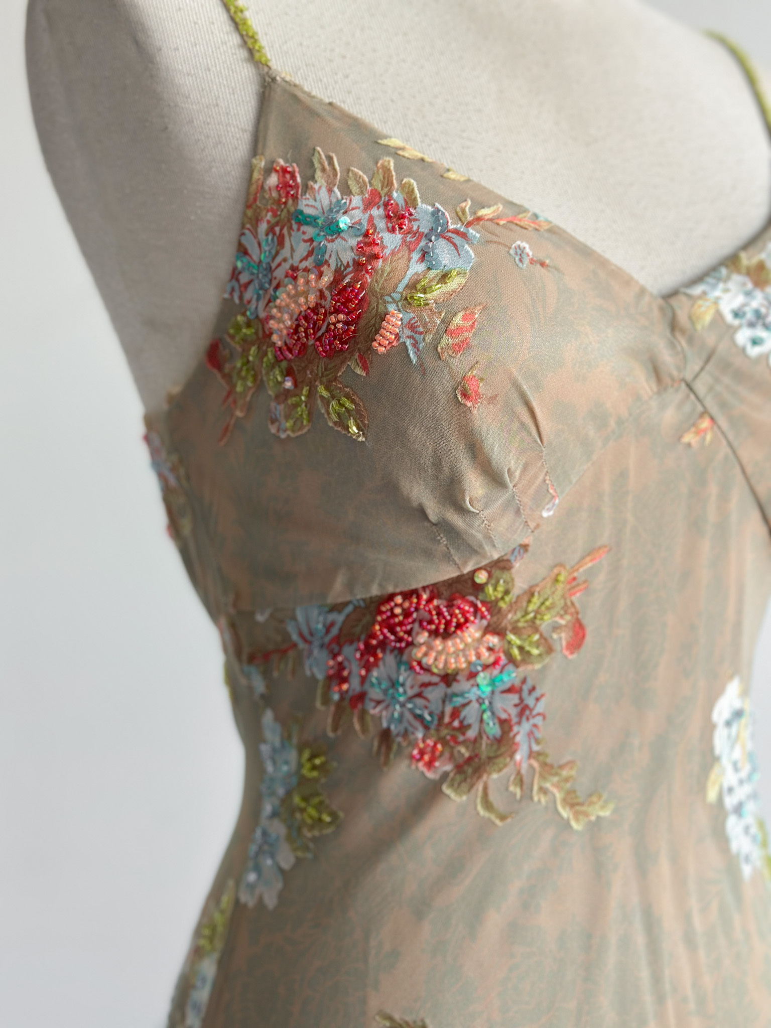 523D7AD3-42B1-4369-AC9D-5BF5B7DDBCA2