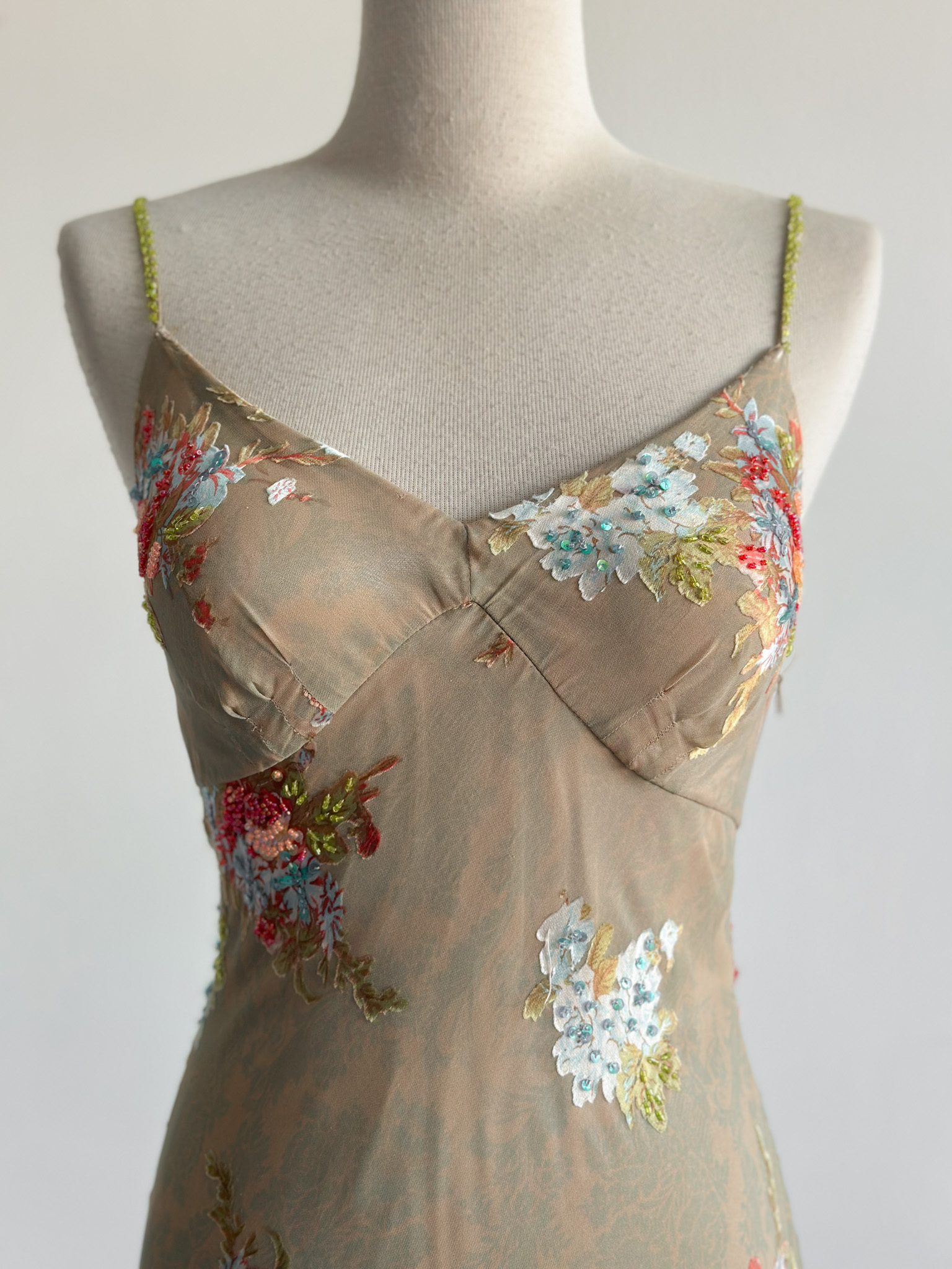 D2E7ED78-F9EE-45F5-8473-473DB01373D2