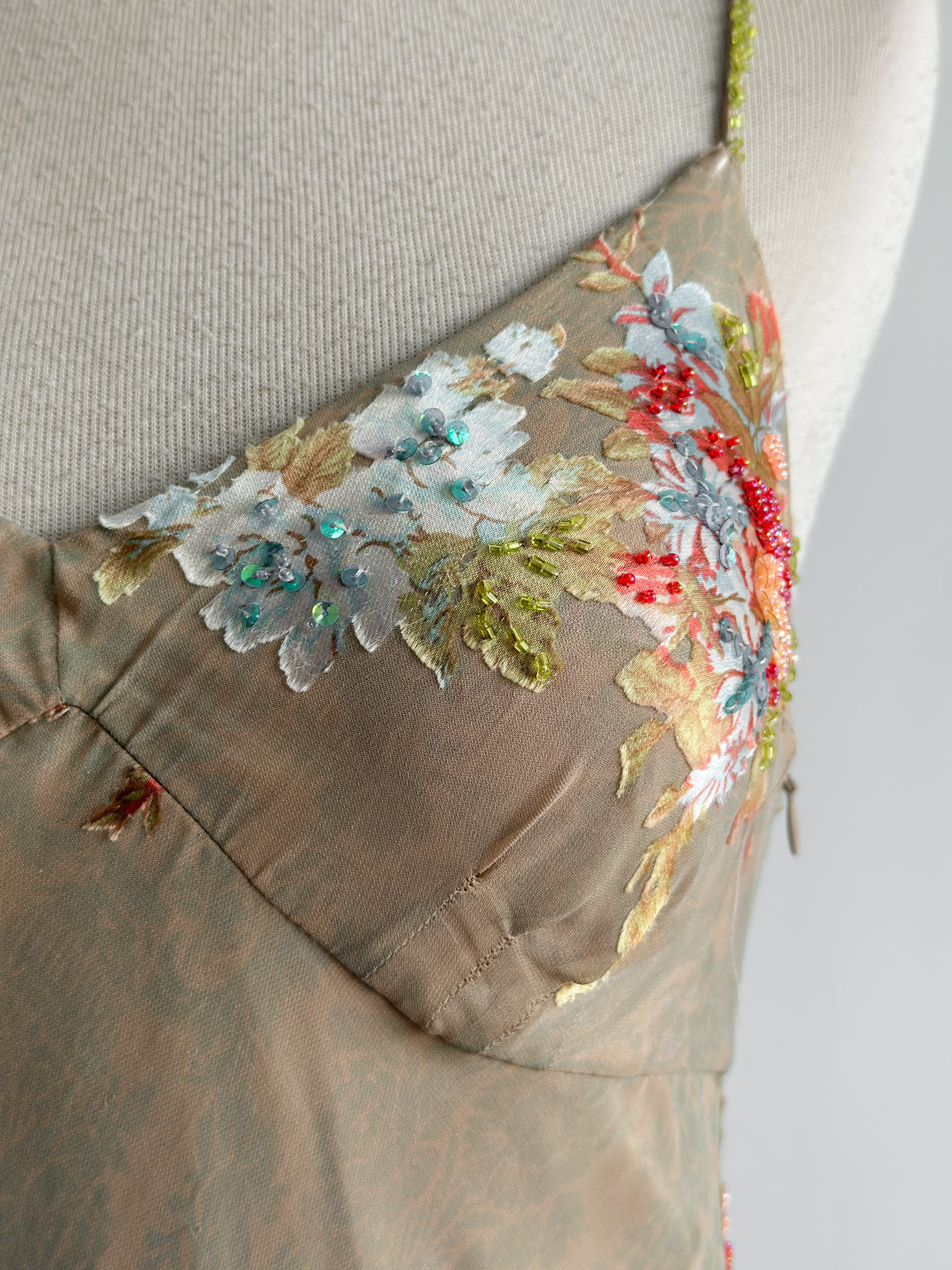 BBECDC45-C4DB-402C-B8FB-EF5B1B26E6BB