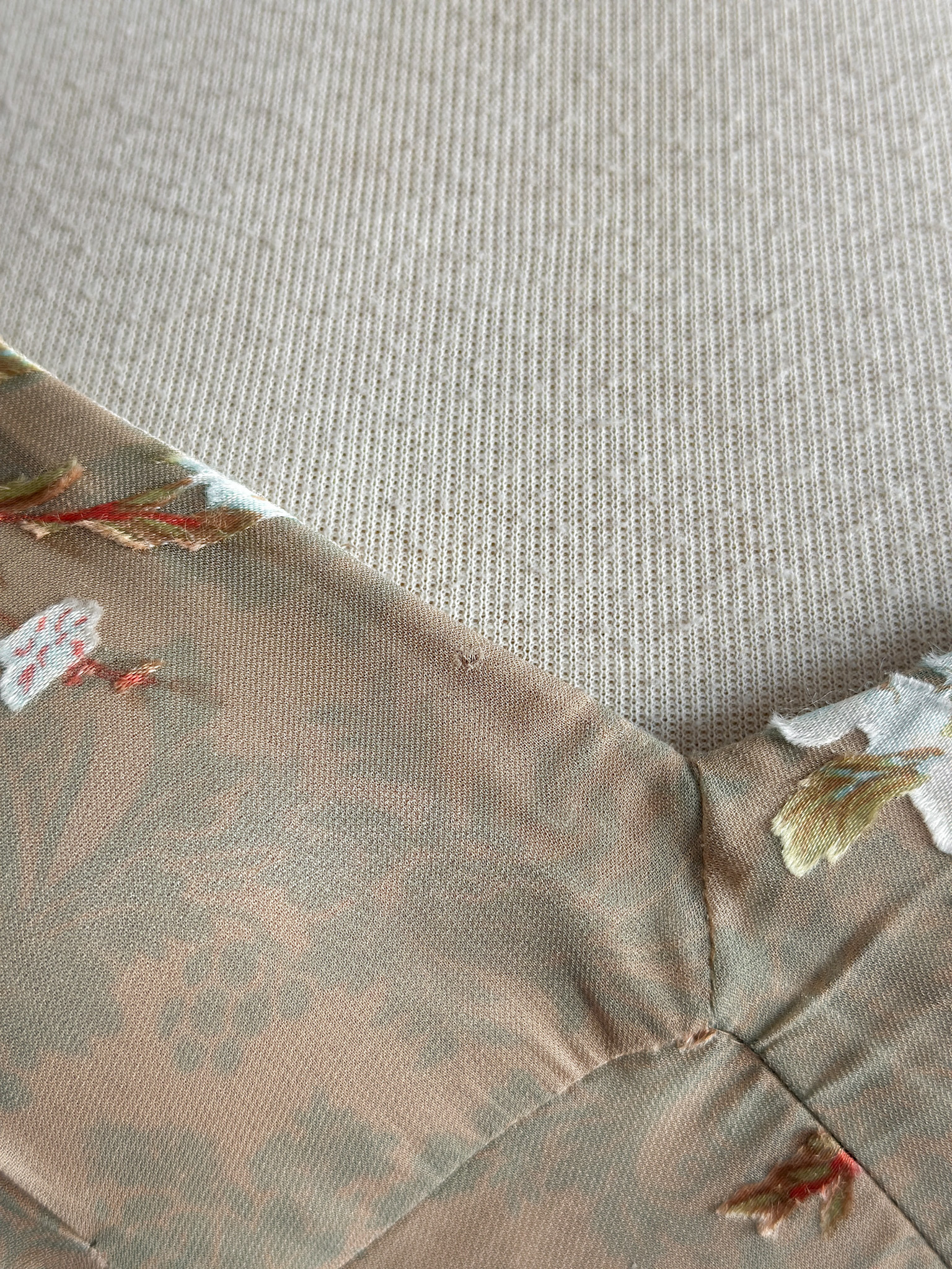 5E3CA2D0-5F0C-4AD4-BA2F-83A381E8EE70