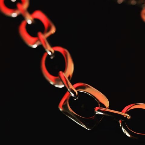 70C973A4-F375-44AA-A154-54EF60B5D09C