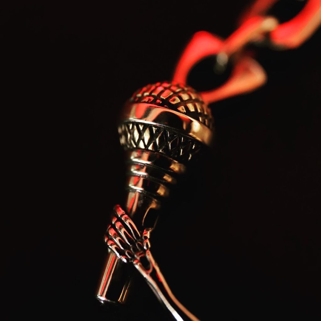 ED5906F5-BC07-46AC-A3B5-1C3C9F4FCF24