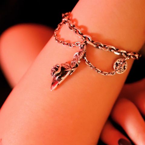 0A2762DC-F77F-40BF-9969-16457BA72766