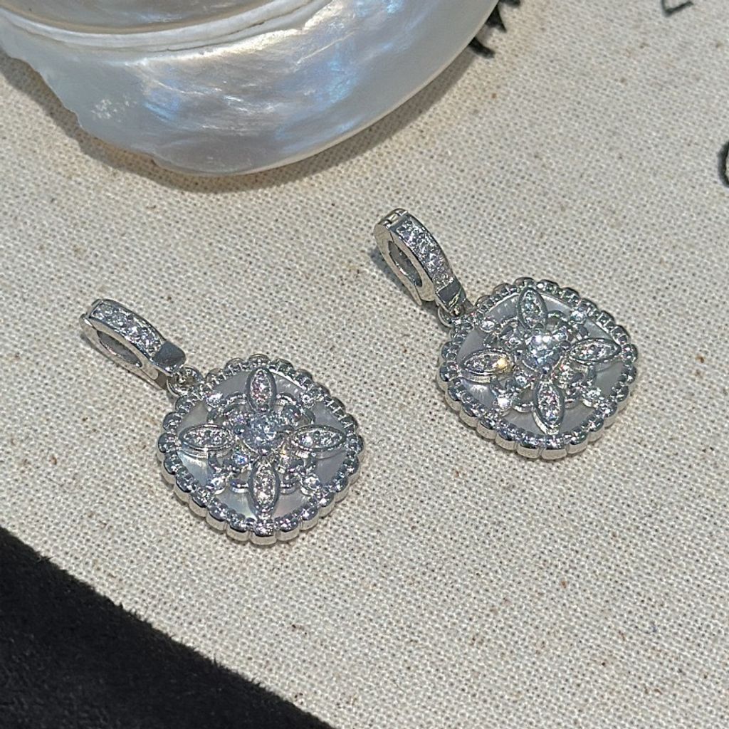 image_C5746F28-779B-4304-9B8C-166BD280E4E5_1765428816