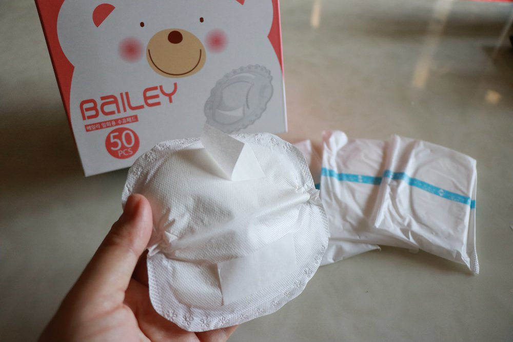 艾比媽媽 BAILEY極細倍柔防溢乳墊推薦 上下兩側同時牢固黏貼.jpg