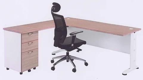 1490261200_1731496_z