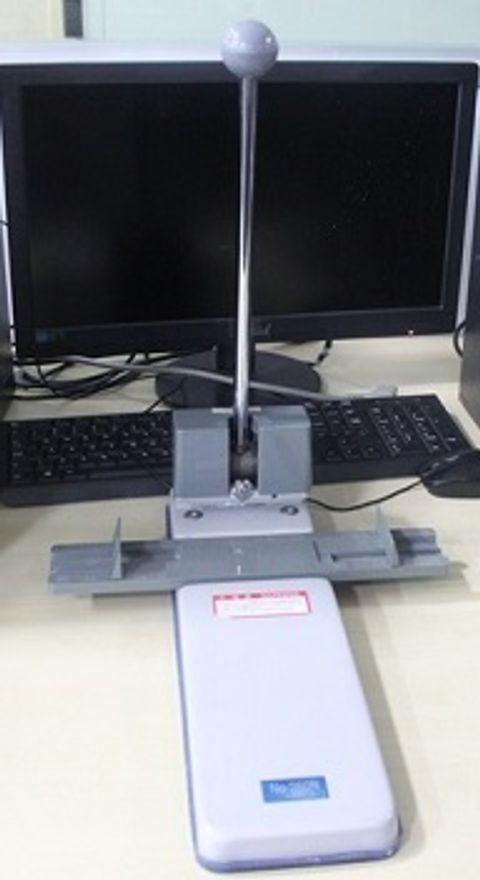Lion 260N Heavy Duty 2 Hole Puncher.jpg