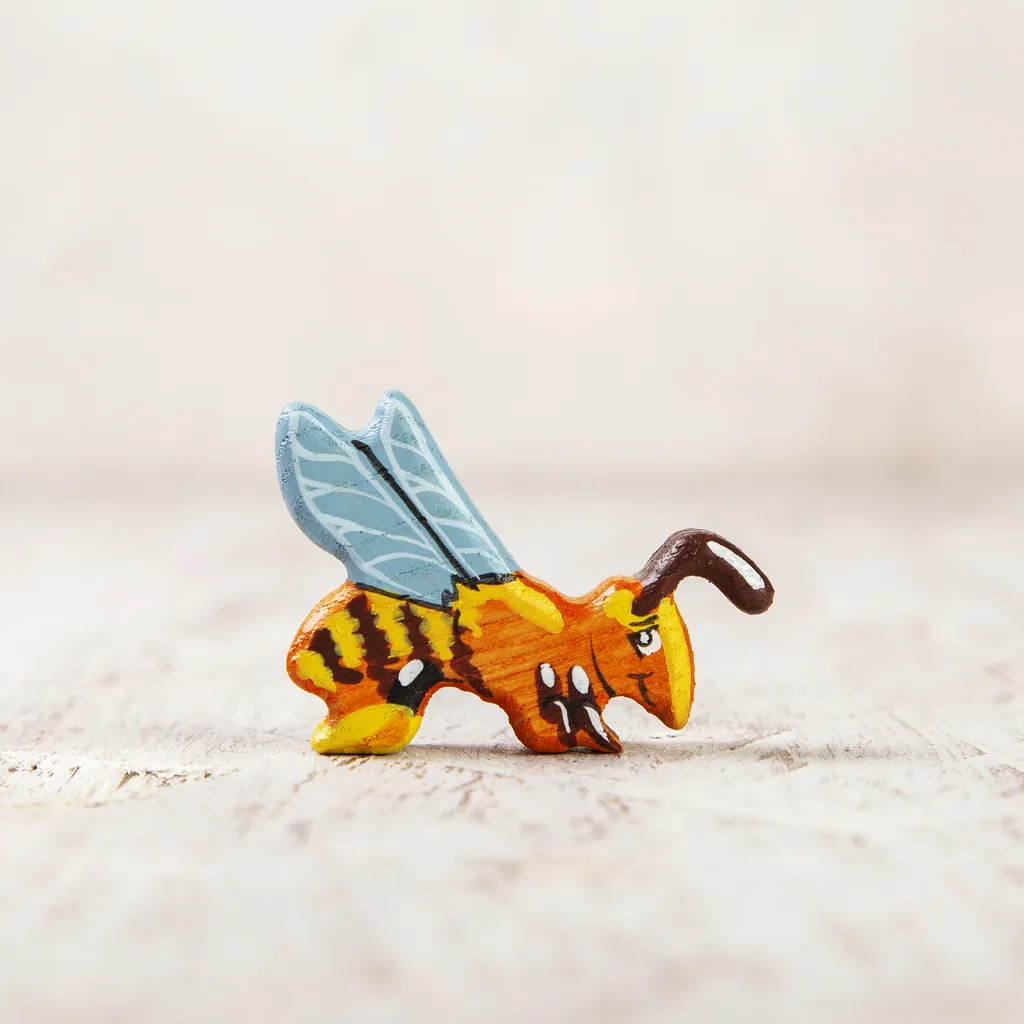 Bee.jpg