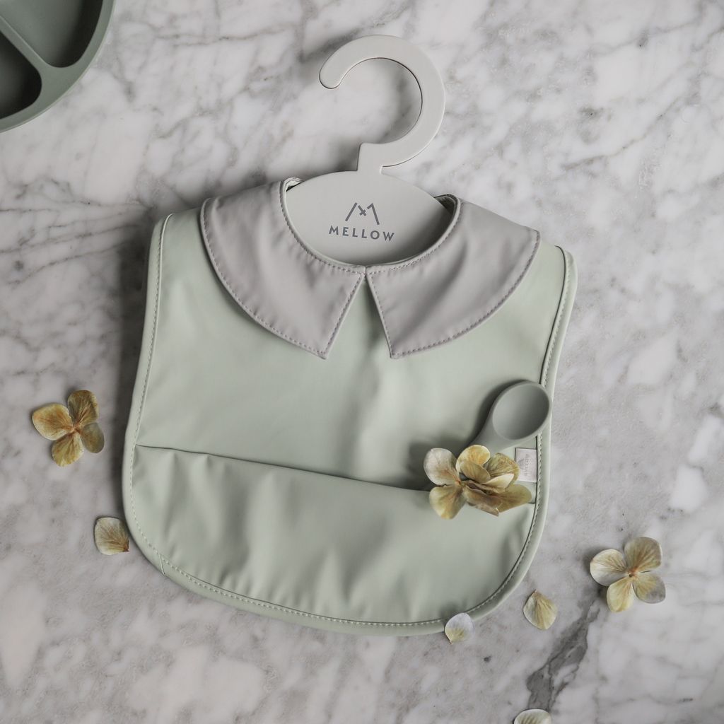 Preppy baby bib sq2.JPG