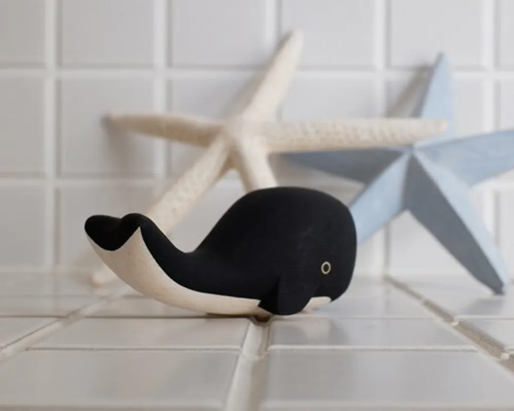 whale4.jpg