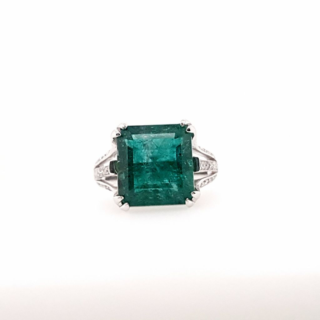 Emperor Emerald Ring_1 .jpg