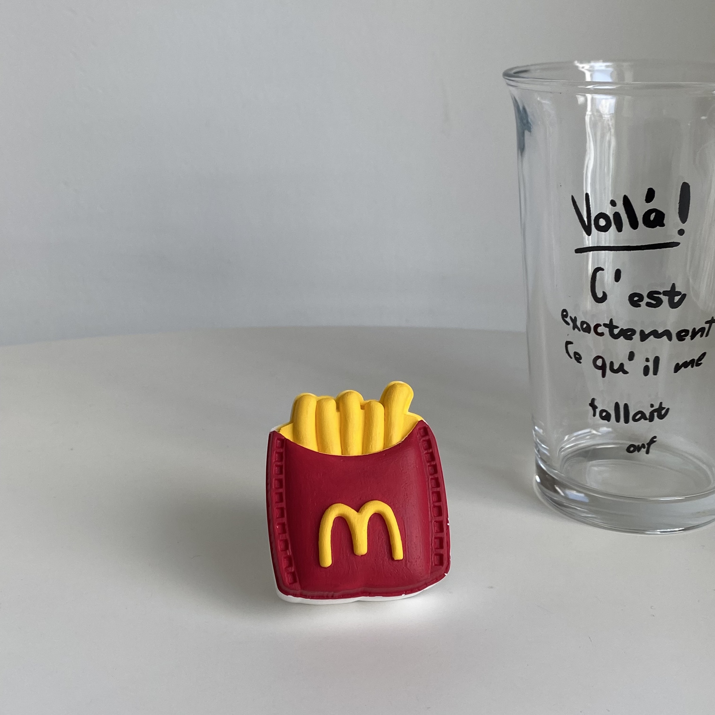 25FAFE71-6B6F-4BF5-83B8-9C4F9AF9A8B0