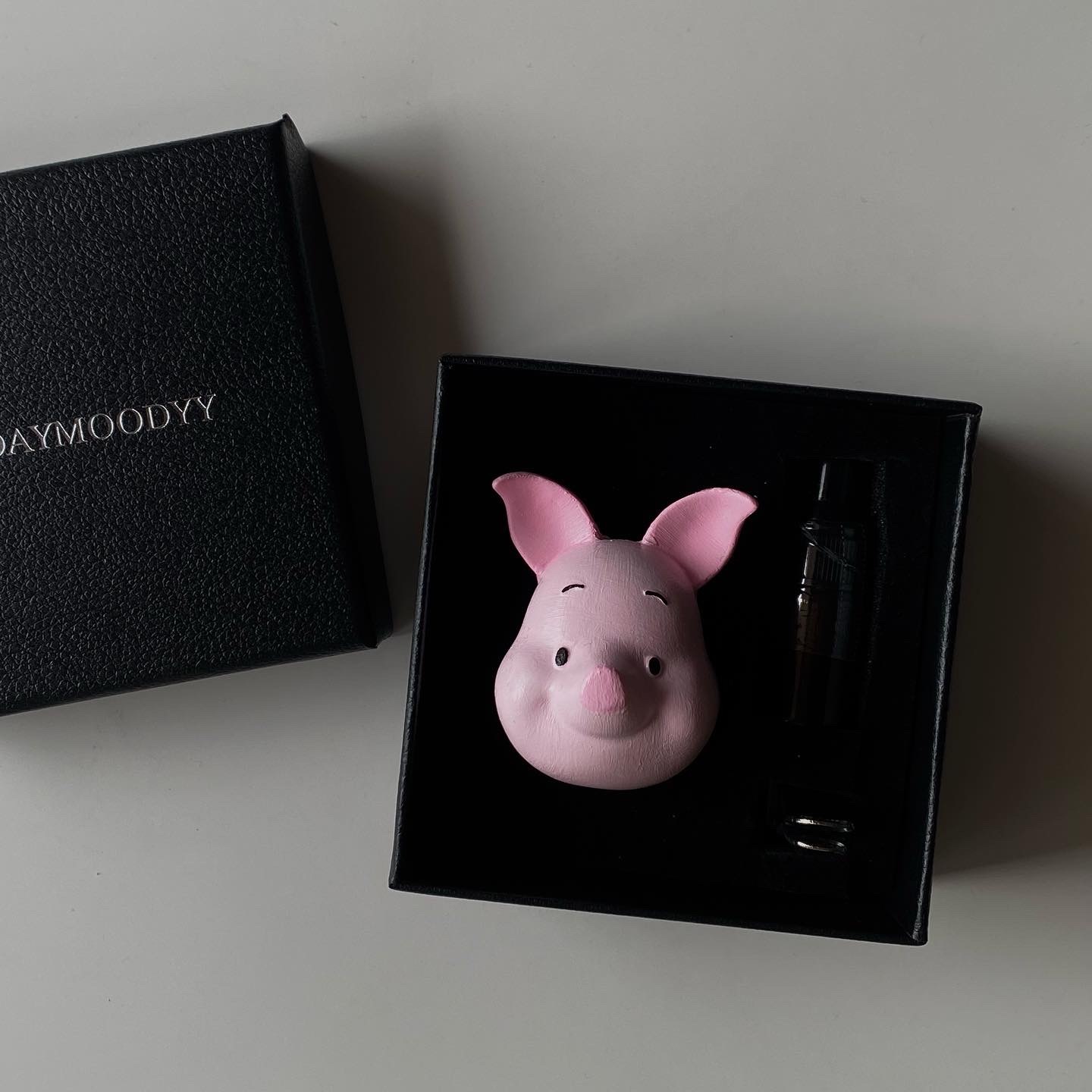 C6E1DF5F-7DAC-483B-970C-05FDCF7B54B4