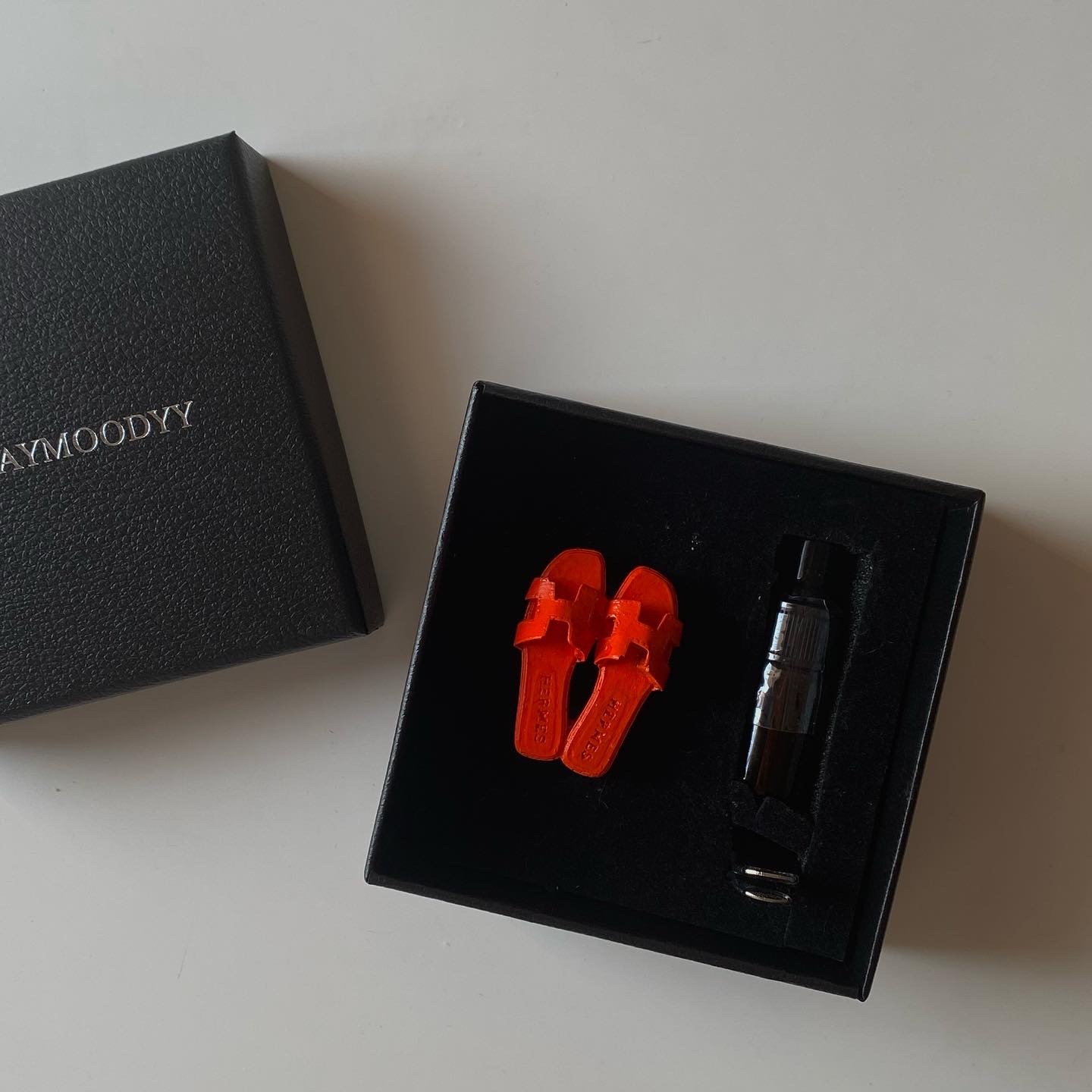 AE94C444-E811-433E-921E-341CC4E18E54