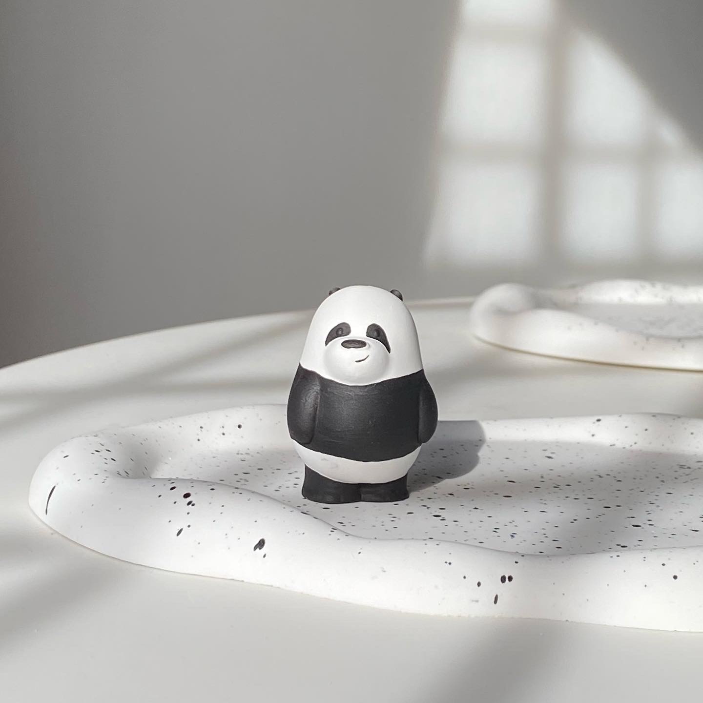 6EB4A8FE-B766-49F6-AED3-367FE8853183