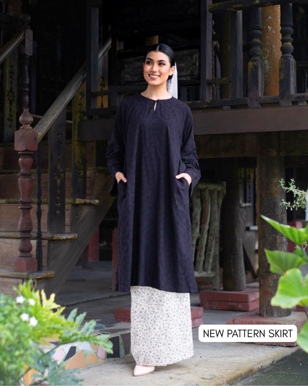 DARA TEJA BLACK- DETIK