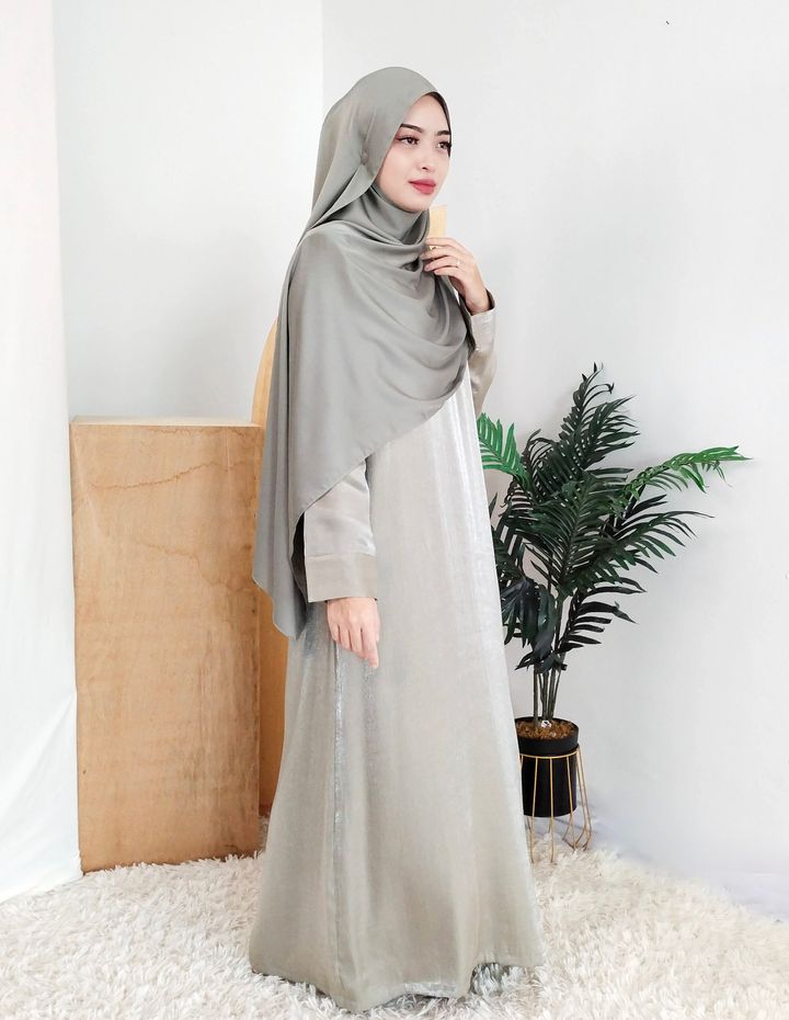 Abaya Olive Shiny Zahra