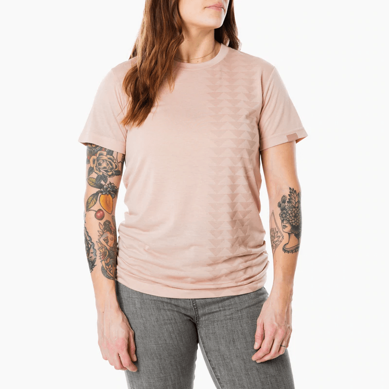 Pink-Nakoa-Tee-Product_050-1500x1500_800x.png