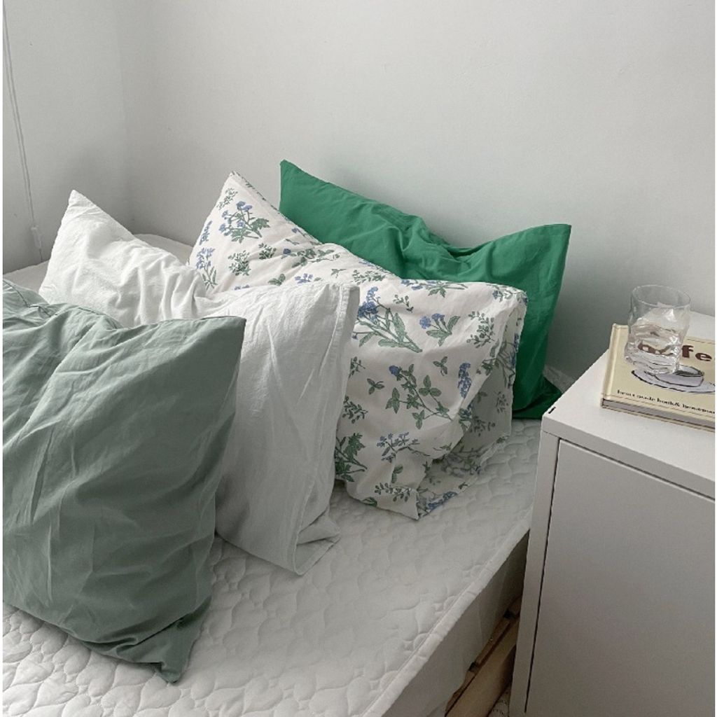 a12b4cb2-4bb6-48ee-9004-9e07bcbe77ba