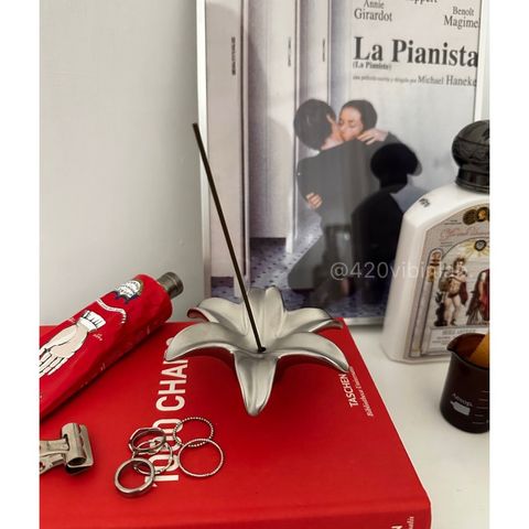 987c8ec3-9c2b-4e1a-9c6d-af8a2d653765