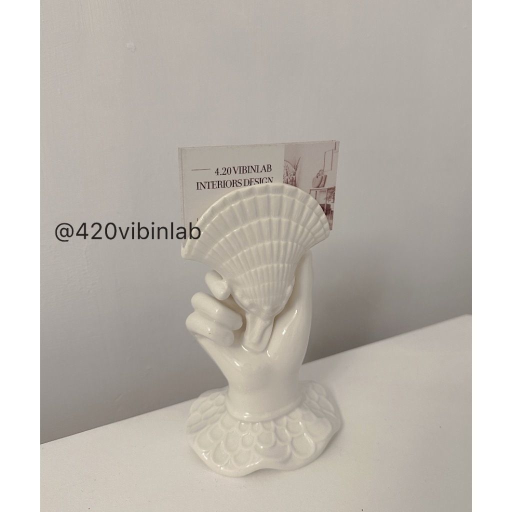 cf1300d4-2769-4495-9915-e54d8b97e139