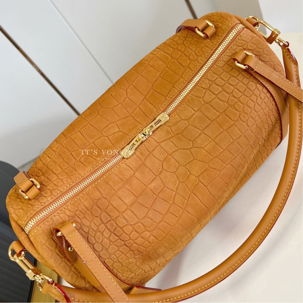 image_32CBAD47-37E6-4B4B-AC12-AA00FEAD4EBF_1763209341