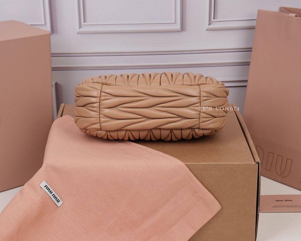 image_A6E16656-4ED6-42EF-98D5-63AC9724889C_1763540285