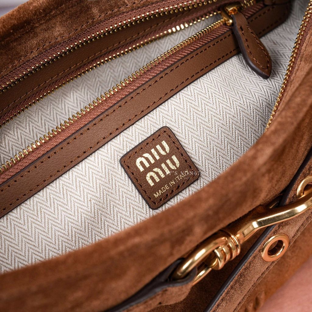 image_E7A2AB79-1DAF-4538-BB90-FCF80C9C0D63_1763545876