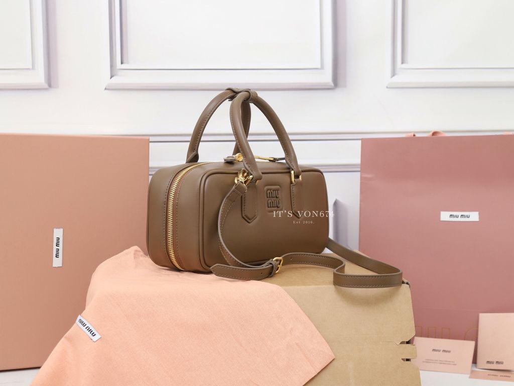 image_CD583A10-4D04-4CA6-BBE4-DE378F9EEBD4_1763550463