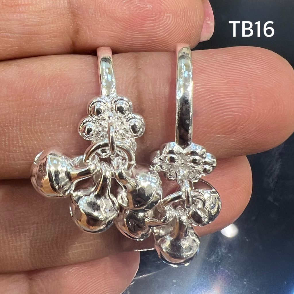 B6689EE5-7FA9-40F9-BF0D-B9BE2ADC182F