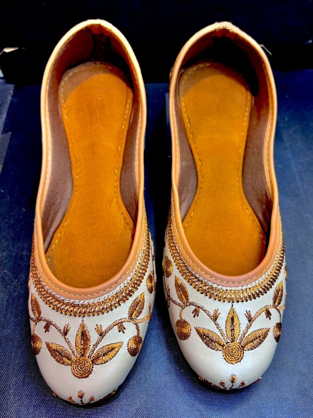 9d78b3a3-8879-44f0-bb00-287cae097933