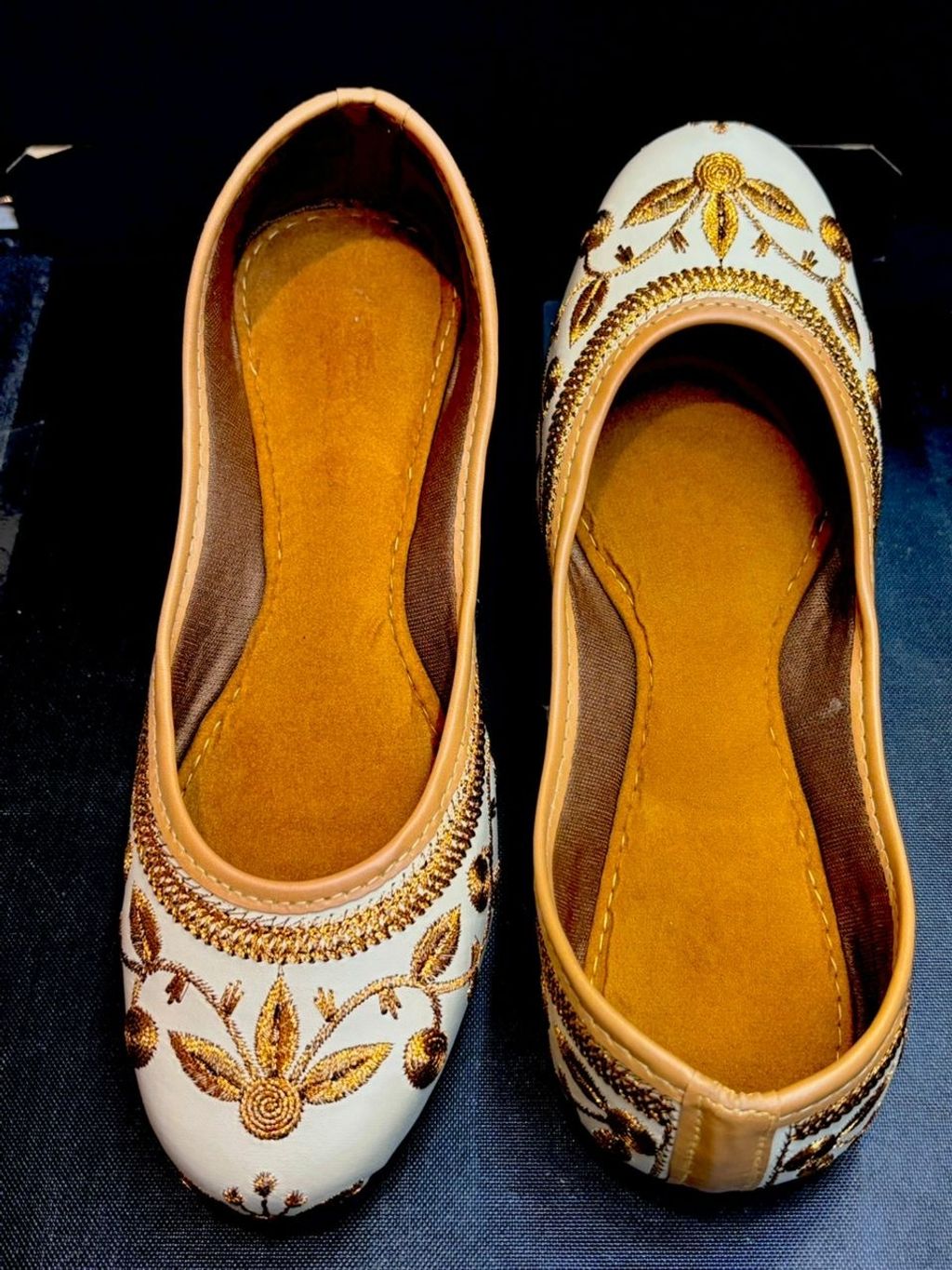 def3b243-8c17-49c9-9a74-45453c272745