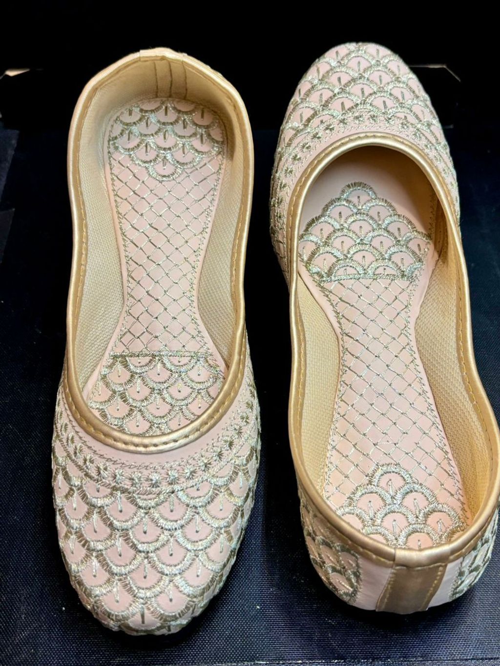 068b1589-ce42-4f95-b1b4-93b3350b1b38