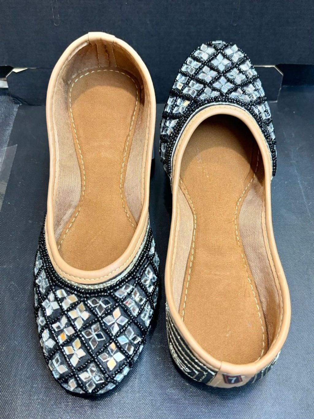 dd77d02f-4aac-4c25-afb2-0c3696e1a570