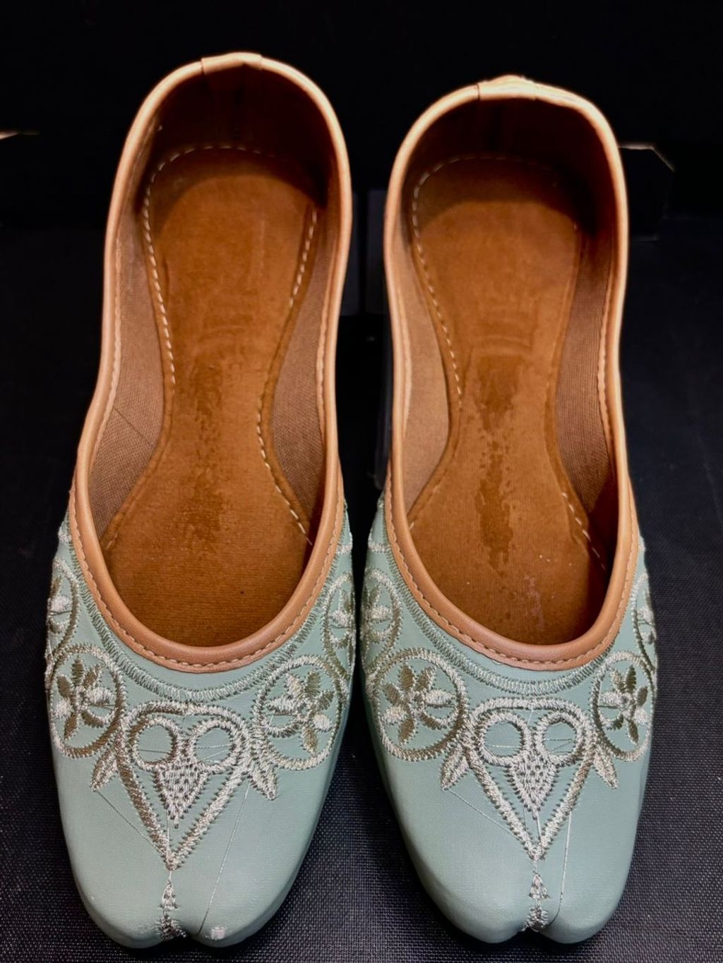 06dd31d1-57f4-4e36-807b-b5a6685c7580