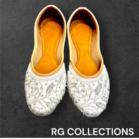 image_43647E73-2C54-413D-93B1-2B96021A5890_1764589776