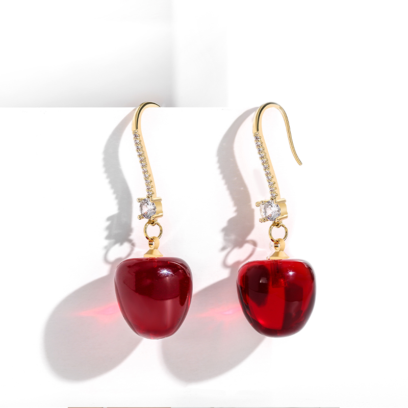 SKU-01-红色水果耳钩.jpg