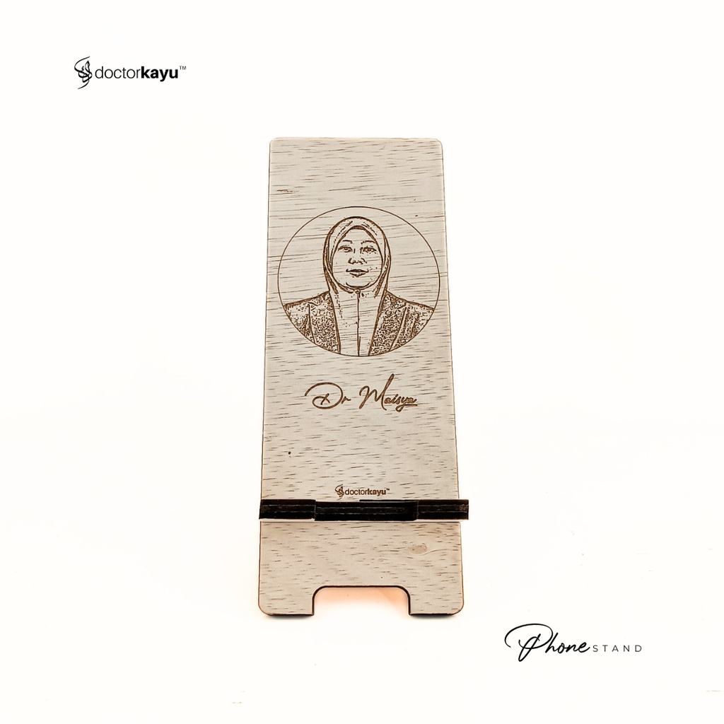 phone-stand-ukir-nama-logo-personalise-custom-kayu-wooden-1