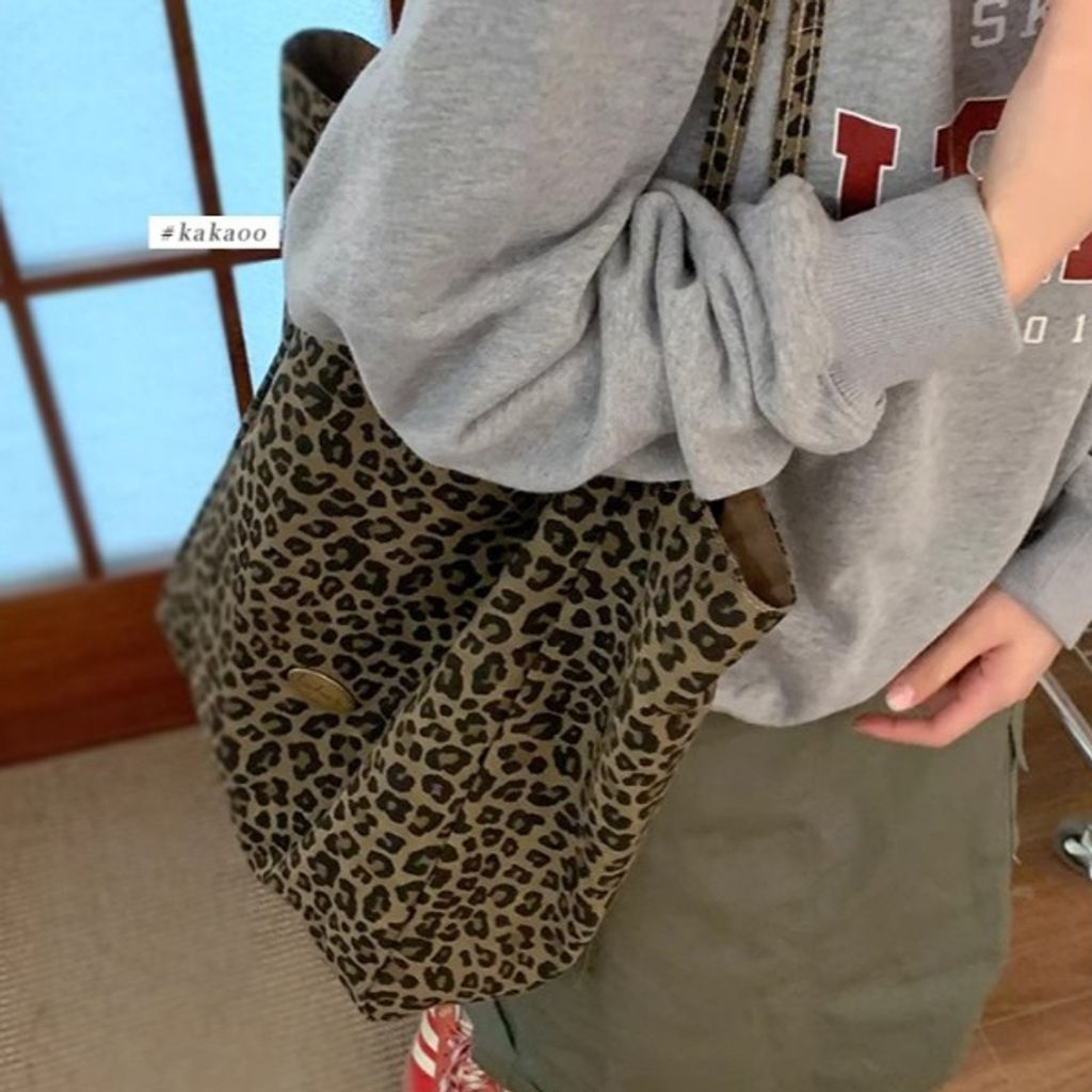 tw-11134207-7rasb-m10f7jnyqmnz3c