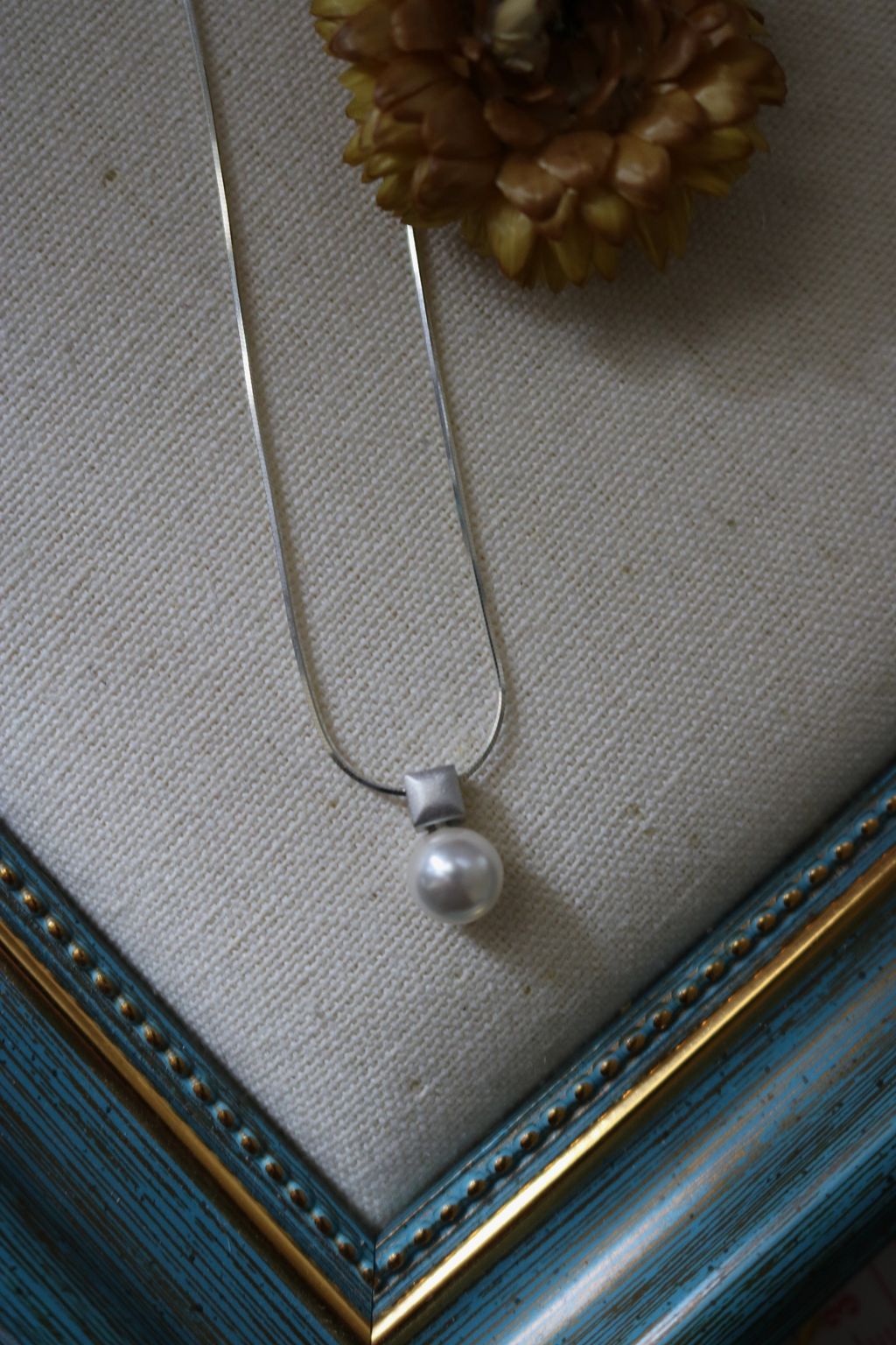 Cube Brilliance Swarovski Pearl Necklace S925 纯银磨砂方块 Cube Brilliance Swarovski Pearl Necklace S925 纯银磨砂方块