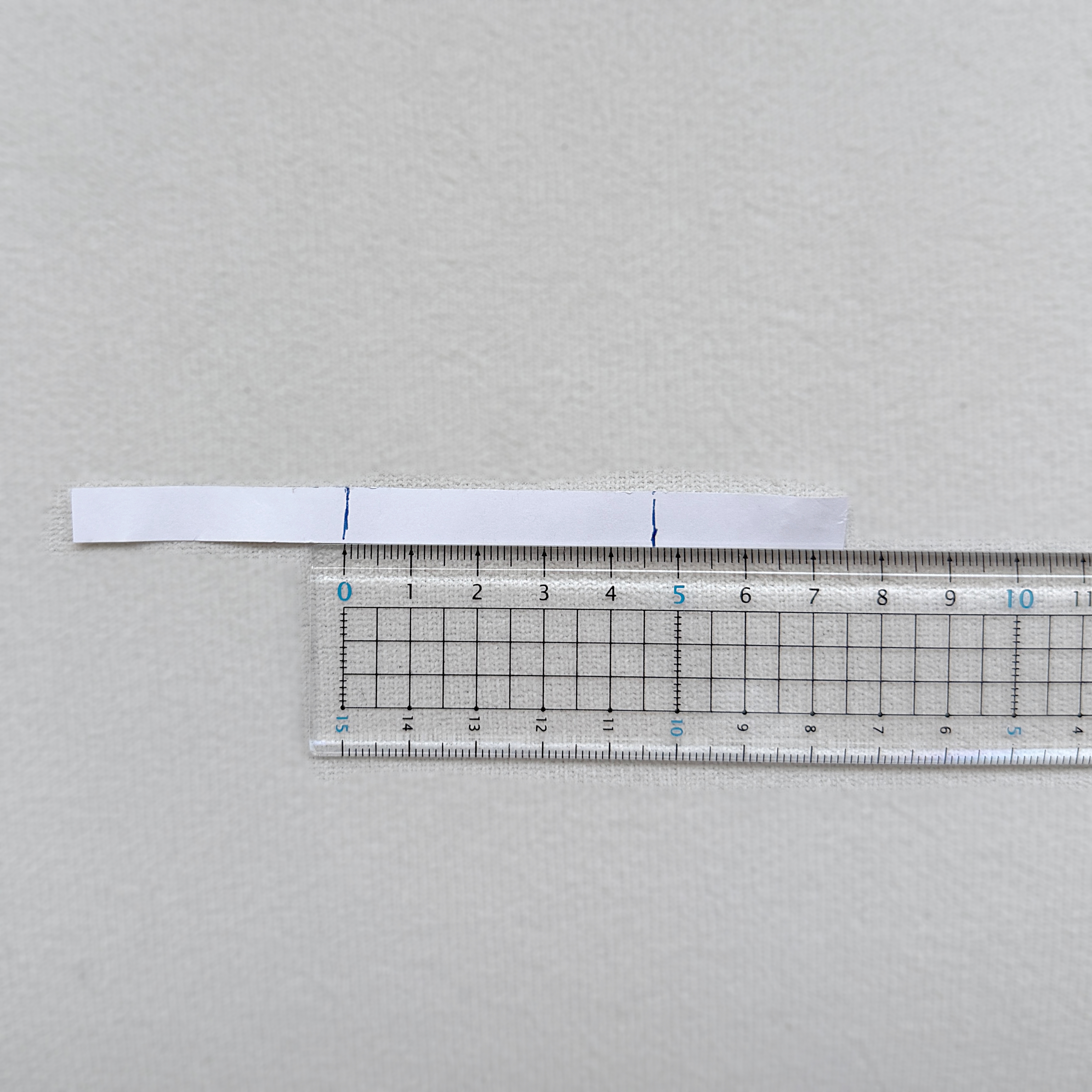 紙條測量戒圍步驟四：攤平量長度