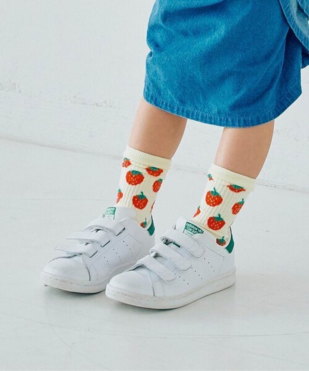 p.premier 的「新增顏色：多種設計款式的襪子，讓你想買各種顏色（襪子_長襪）」 _ 米色