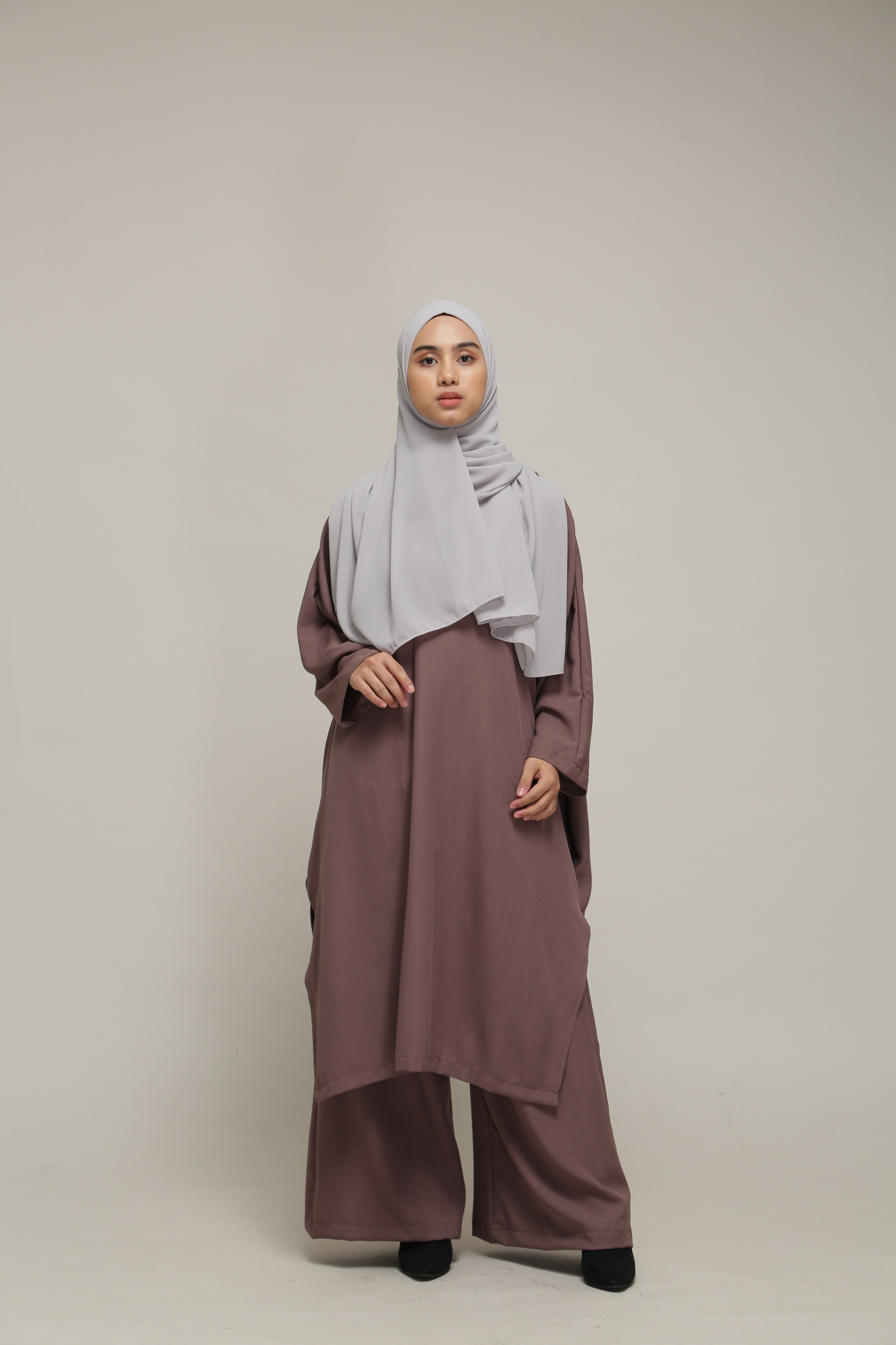 15.4.21 HIJANAH HAWL - AIXAD41377.JPG