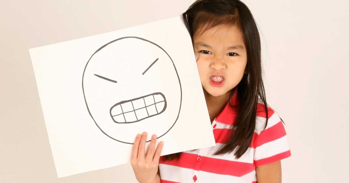 孩子懂得表達情緒，不代表孩子就擁有判讀他人情緒的能力! 