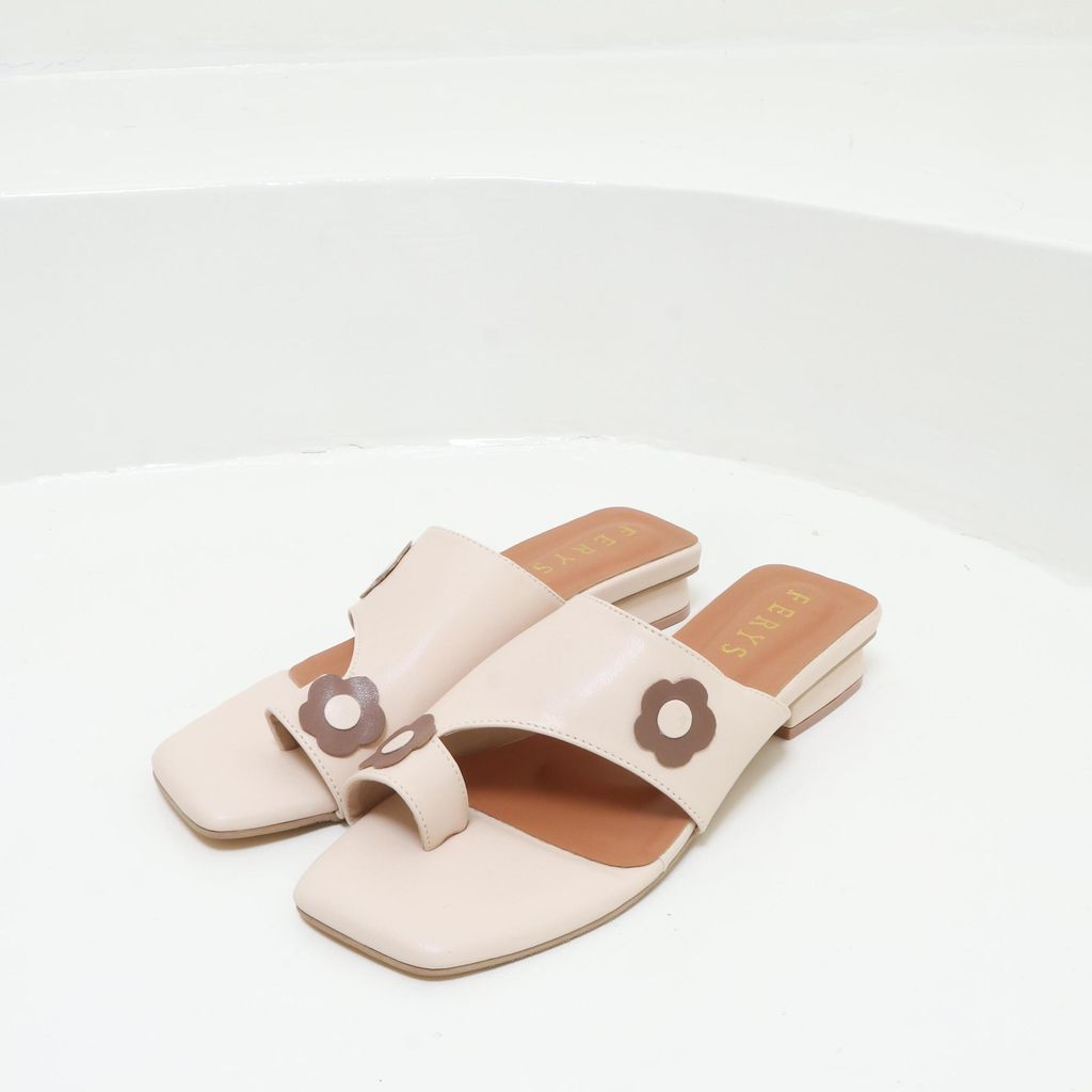 aa05e716673441abb53e7a10b8f4dca7~tplv-aphluv4xwc-origin-jpeg