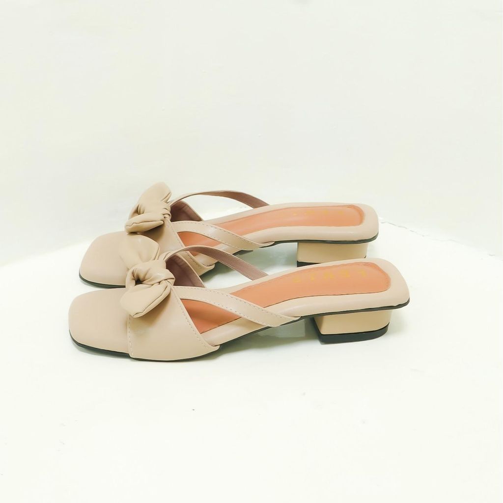 ad98a2071878411481d353db34ffcf61~tplv-aphluv4xwc-origin-jpeg