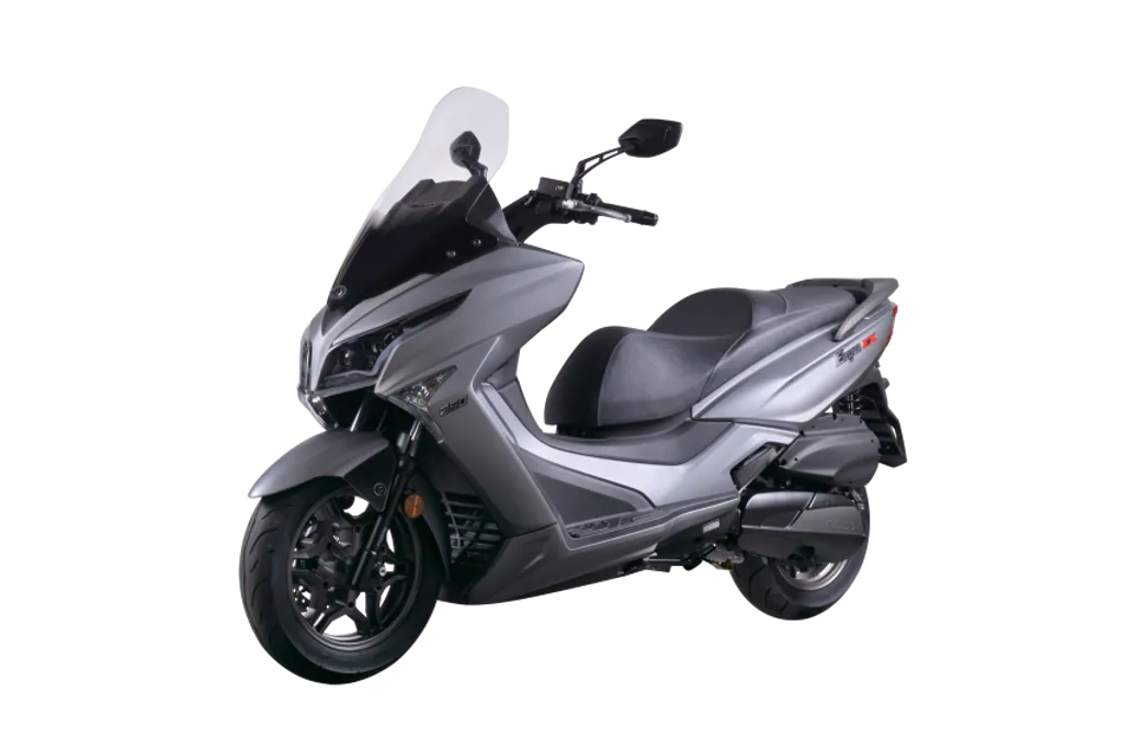 2023-Modenas-Elegan-250-EX-Malaysia-Matte-Silver-Crystal-3-850x567
