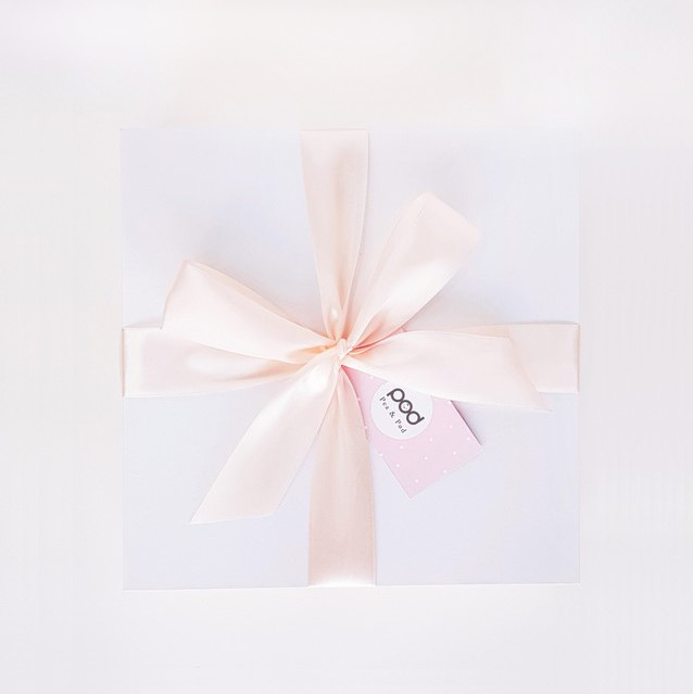 gift box white (2).jpg