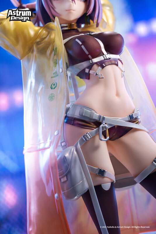 FIGURE-142361_04
