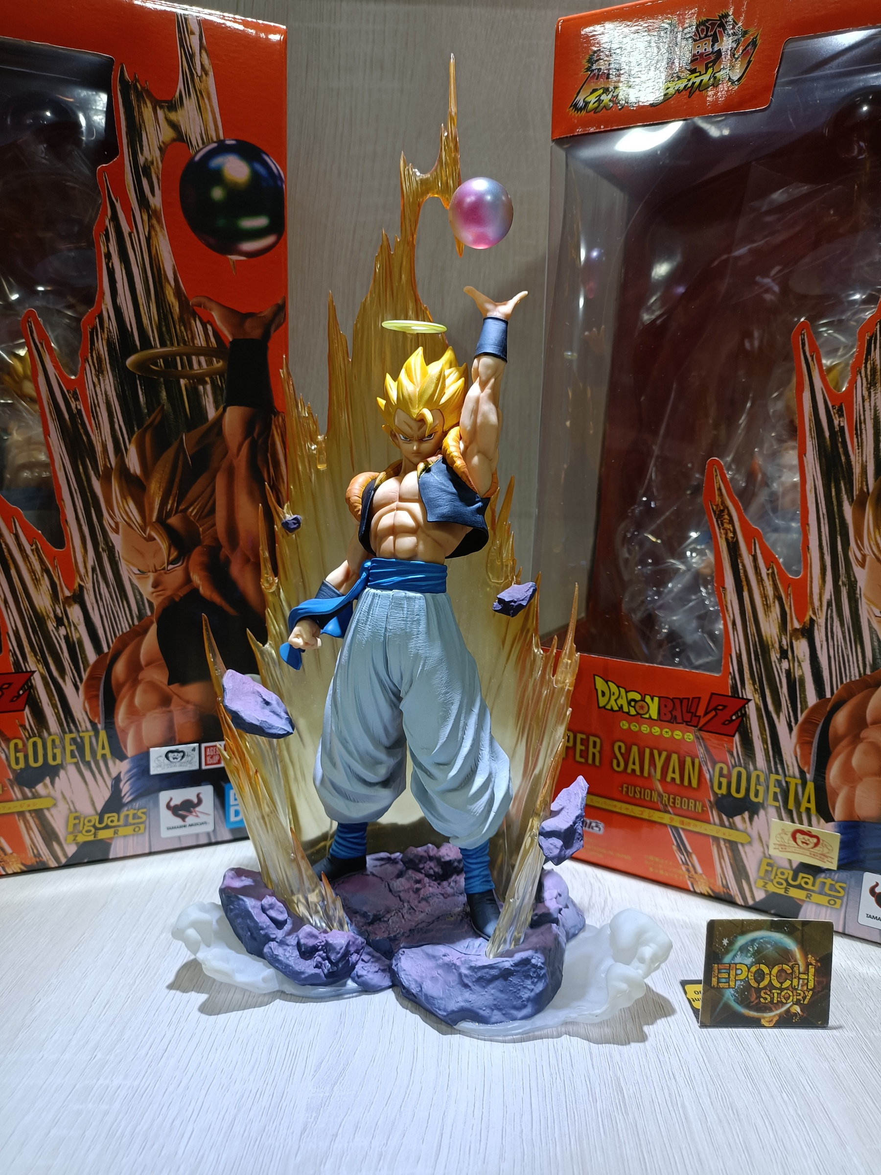 Figuart Zero Gogeta.jpg